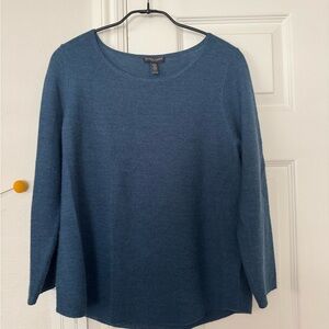 Beautiful 100% merino wooll Eileen fisher petitesweater